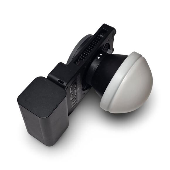 ZHIYUN CINEPEER CX100 COB LED Video Light with Battery Grip - Great Condition! - Picture 4 of 12